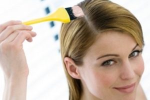 Cara Mengecat Rambut Sendiri Dengan Mudah