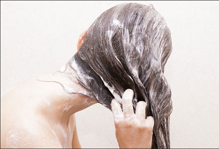 Ini Dia Tips Mengatasi Rambut Kering!
